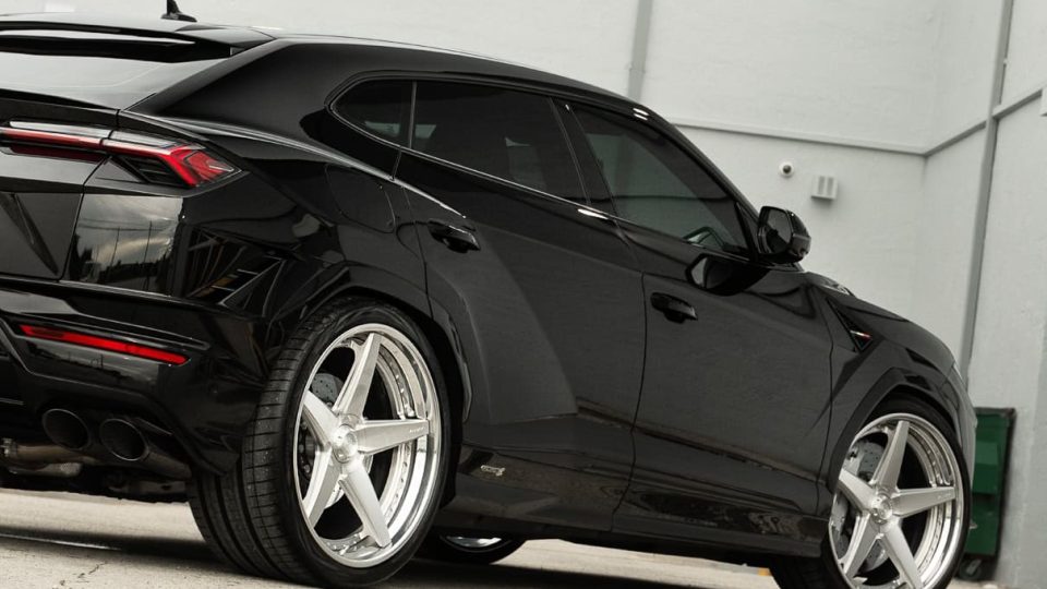 Lamborghini Urus – RETROSeries RS5.3