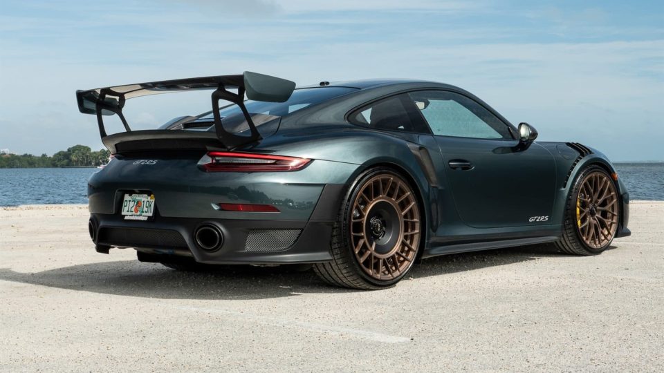 Porsche GT2RS – AN20 AeroSPort