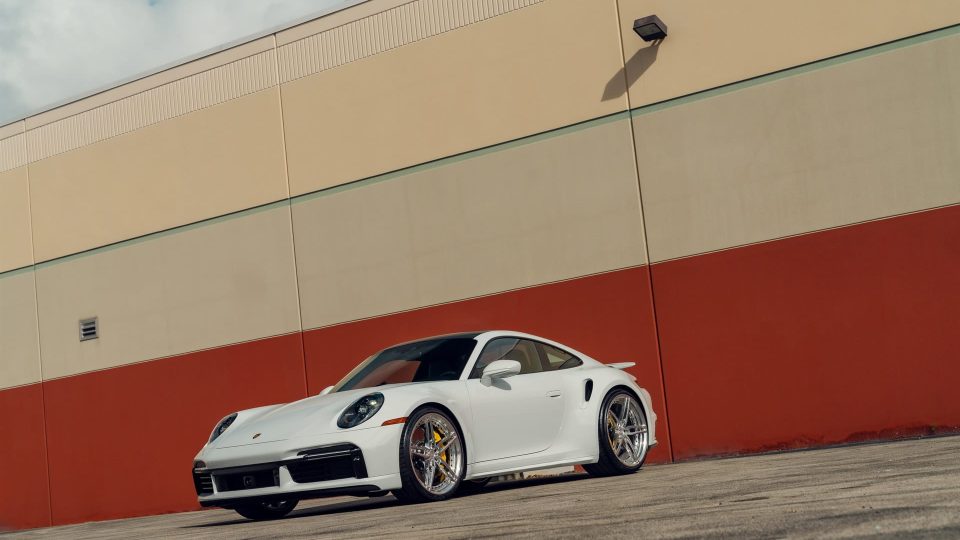 Porsche 992 on ANRKY AN27