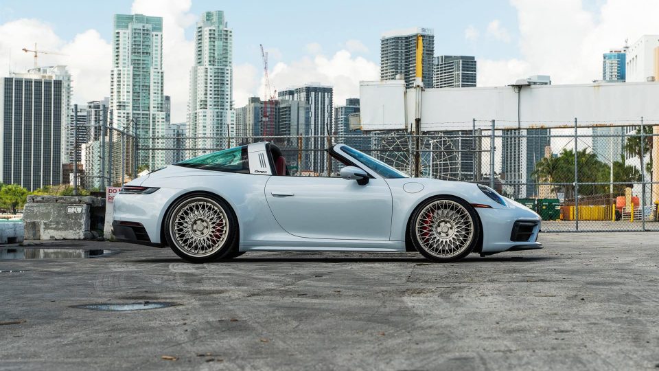 Porsche 992 Targa 4 GTS – RETROSeries RS7.1 + RS7 Classic