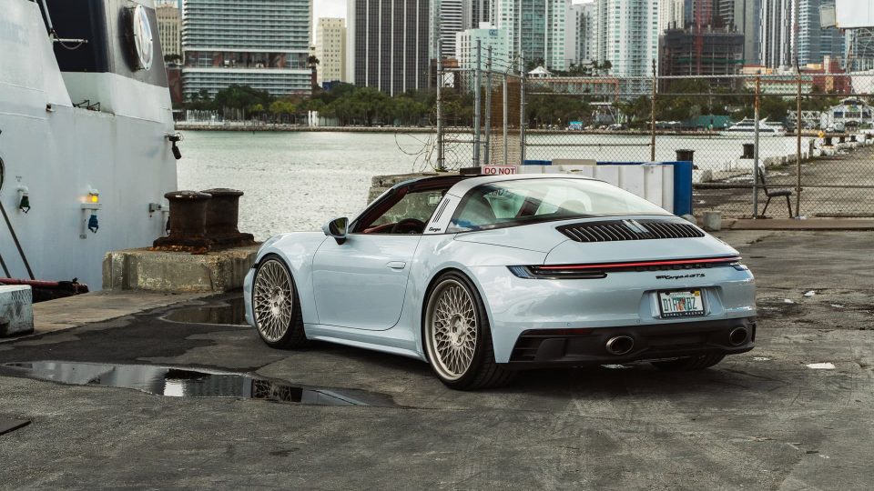 Porsche 992 Targa 4 GTS – RETROSeries RS7.1 + RS7 Classic