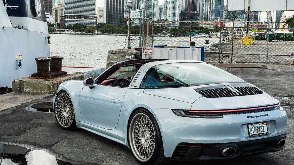 Porsche 992 Targa 4 GTS – RETROSeries RS7.1 + RS7 Classic