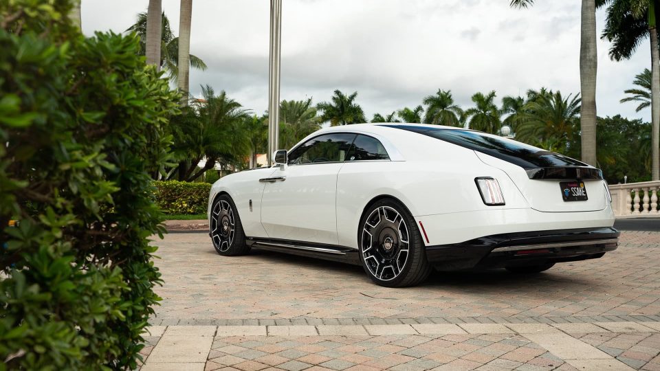 Rolls Royce Spectre – RF|Series RF-177