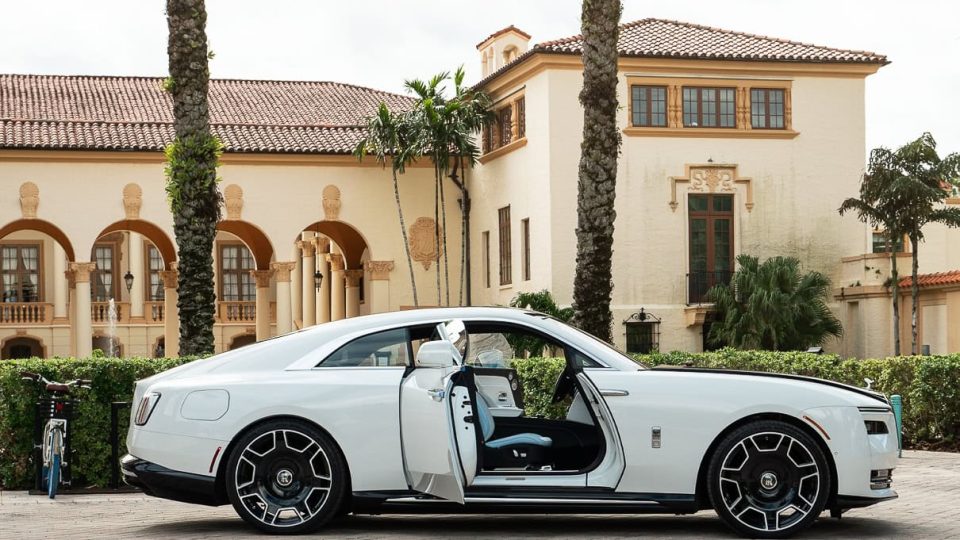 Rolls Royce Spectre – RF|Series RF-177