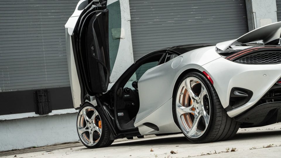 McLaren 750S – XR|Series XR-205