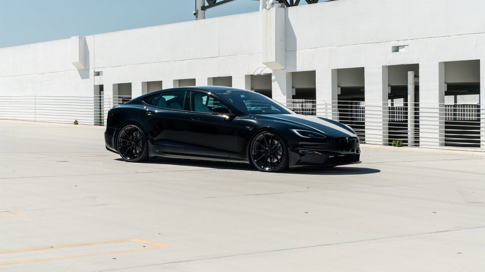 ANRKY AN28 | Tesla Model S Plaid 1
