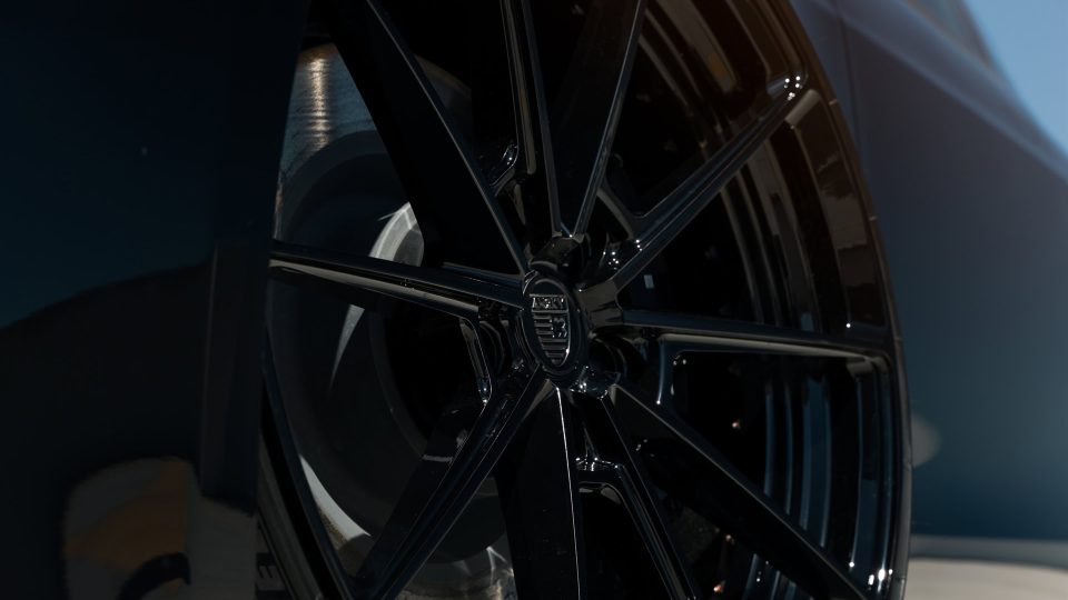 ANRKY AN28 | Tesla Model S Plaid 1