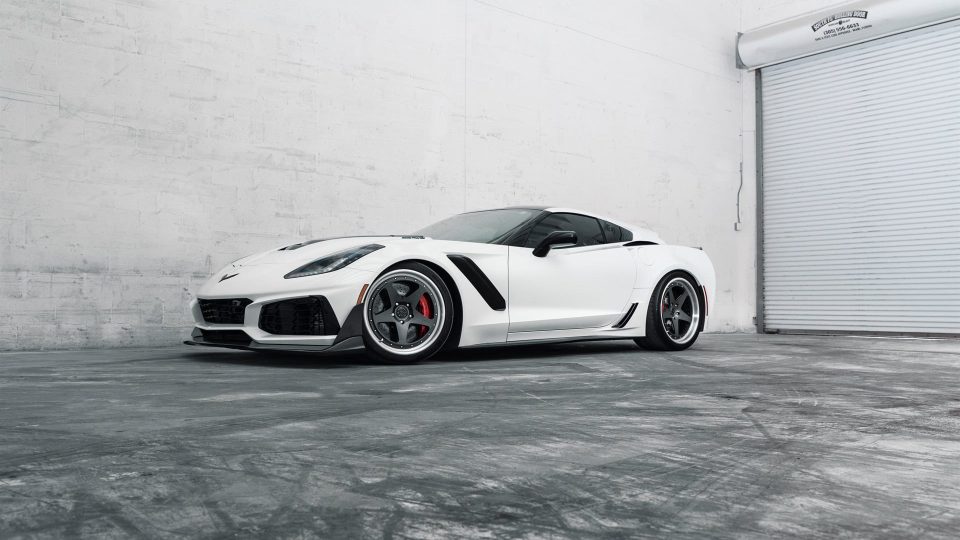 AL13 C005R | Chevrolet C7 Corvette ZR1