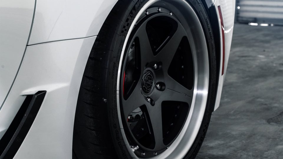 AL13 C005R | Chevrolet C7 Corvette ZR1