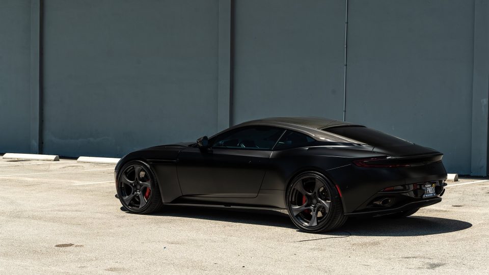 Aston Martin | Satin Jet Black | on ANRKY XR-305 | Satin Mirror Polished Smoke