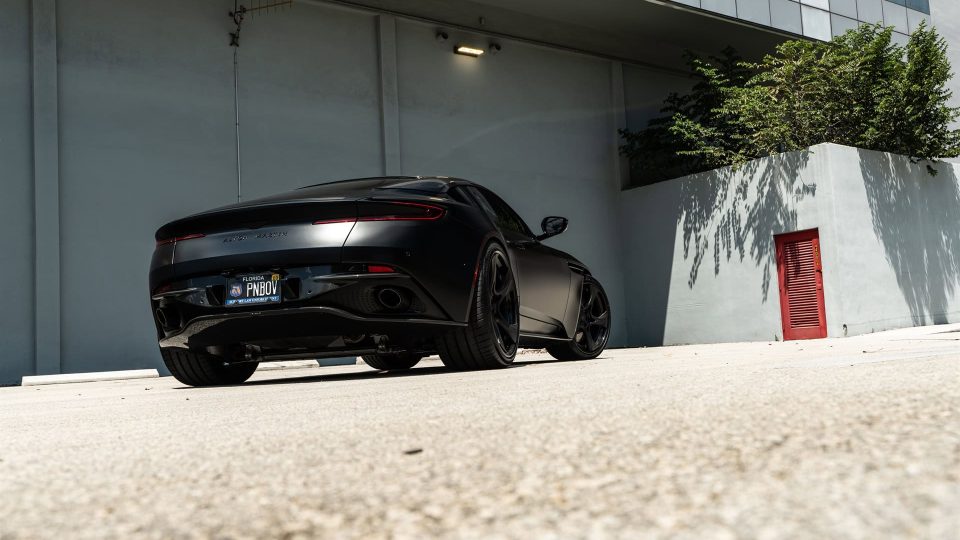 Aston Martin | Satin Jet Black | on ANRKY XR-305 | Satin Mirror Polished Smoke