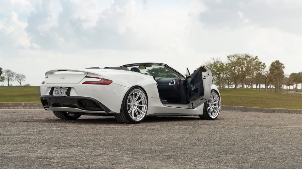 HRE S104SC | Aston Martin Vanquish Volante