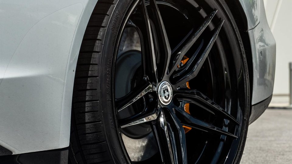 Audi RS e-tron GT | Arkona White | HRE S107SC | Gloss Black