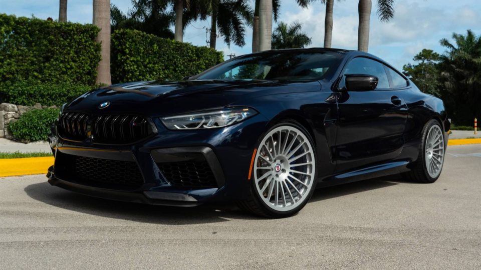 BMW M8 | Midnight Blue | on HRE 309M | Gloss Silver