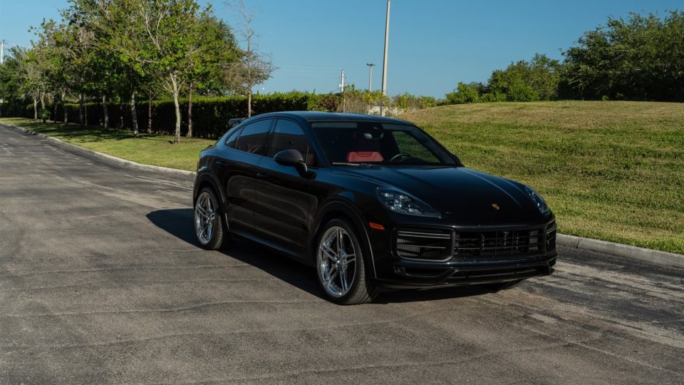 Porsche Cayenne Turbo GT | Black | on ANRKY XR-305 | Polished Clear