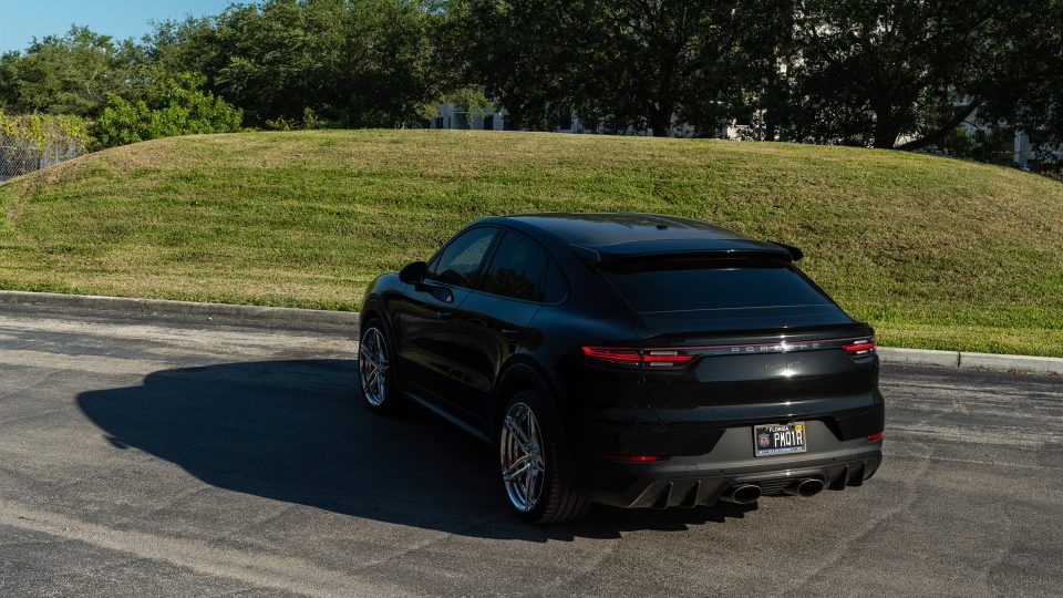 Porsche Cayenne Turbo GT | Black | on ANRKY XR-305 | Polished Clear