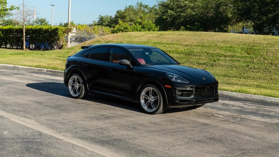 Porsche Cayenne Turbo GT | Black | on ANRKY XR-305 | Polished Clear