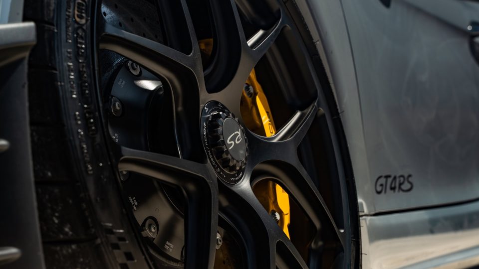 Porsche 718 Cayman GT4 RS on HRE R101LW