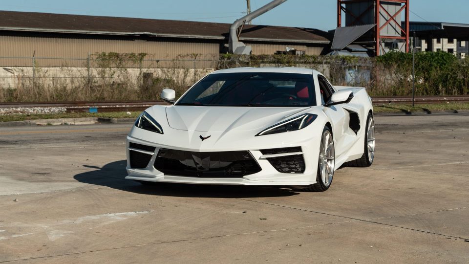 Chevrolet Corvette C8 | Artic Wight | on ANRKY AN12 | Brushed Clear