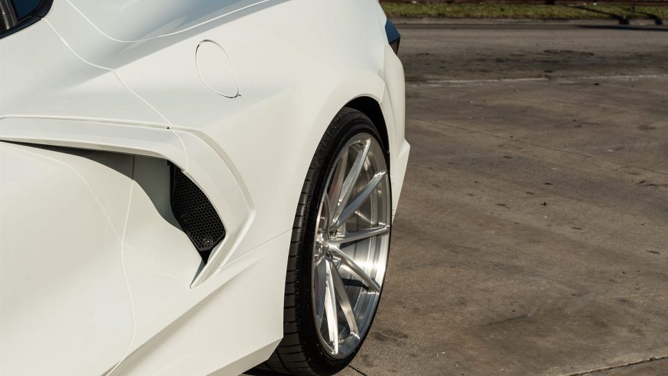 Chevrolet Corvette C8 | Artic Wight | on ANRKY AN12 | Brushed Clear
