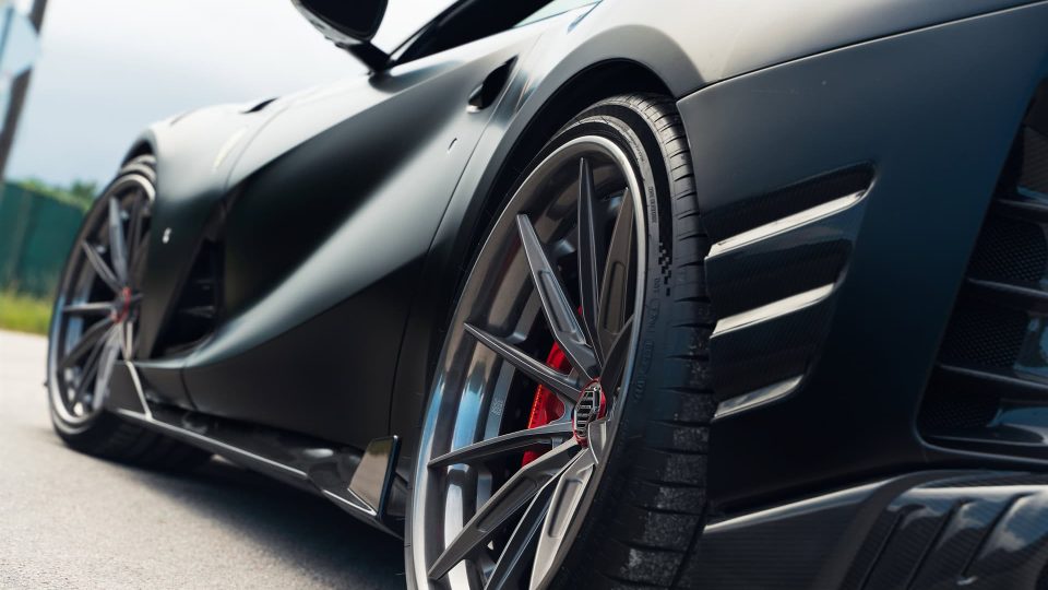 Duke Dynamics 812 | Nero Daytona | on 1886 G-010 | Polished Smoke | Duke Dynamics FEROCE Kit