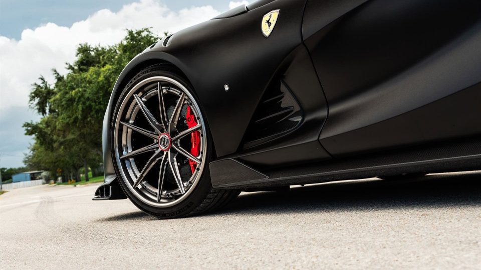 Duke Dynamics 812 | Nero Daytona | on 1886 G-010 | Polished Smoke | Duke Dynamics FEROCE Kit