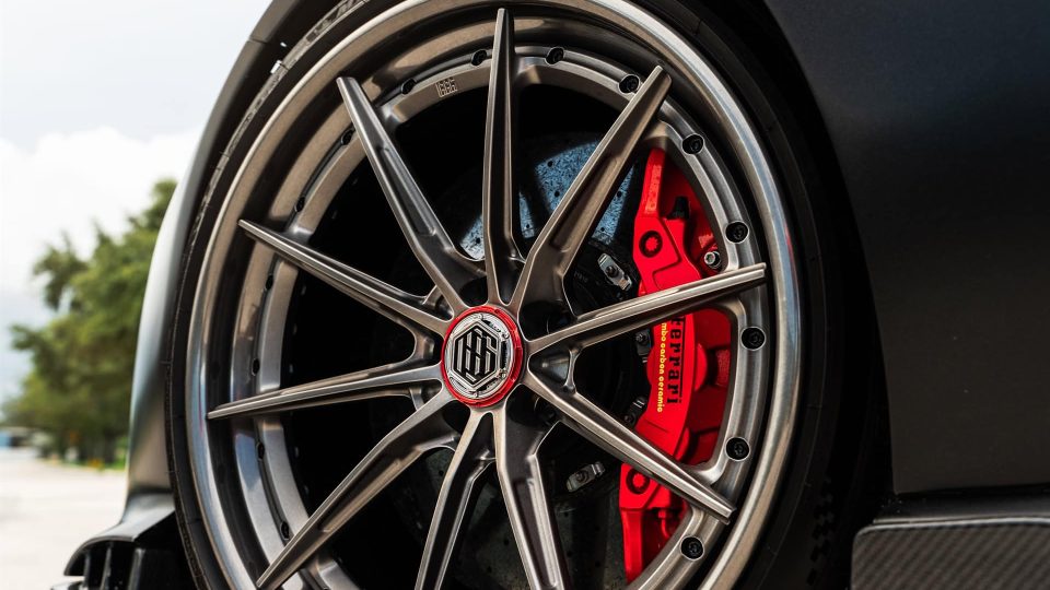 Duke Dynamics 812 | Nero Daytona | on 1886 G-010 | Polished Smoke | Duke Dynamics FEROCE Kit