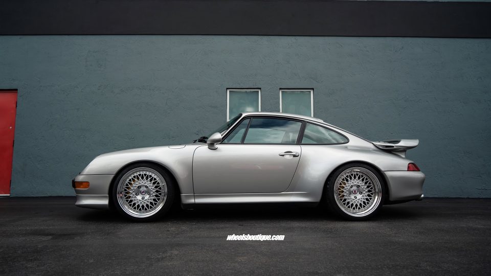 PORSCHE 993 C4S ON HRE 501