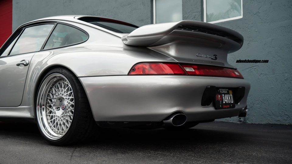 PORSCHE 993 C4S ON HRE 501