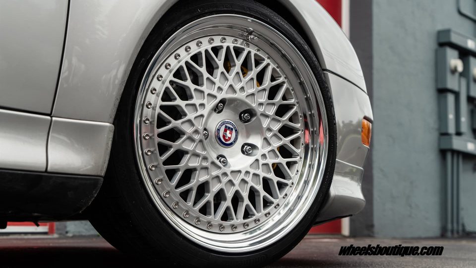 PORSCHE 993 C4S ON HRE 501