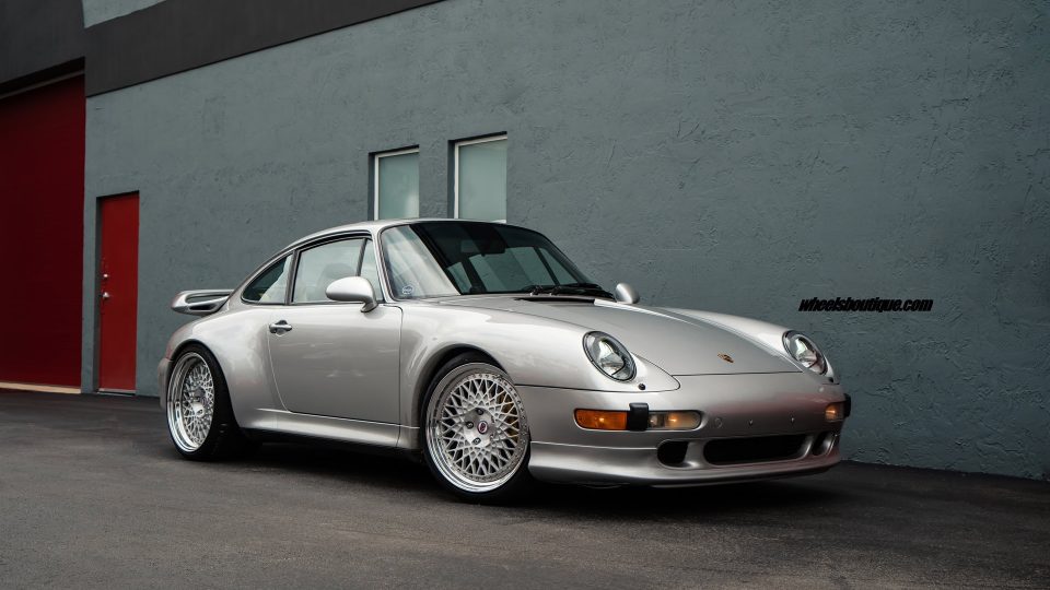PORSCHE 993 C4S ON HRE 501