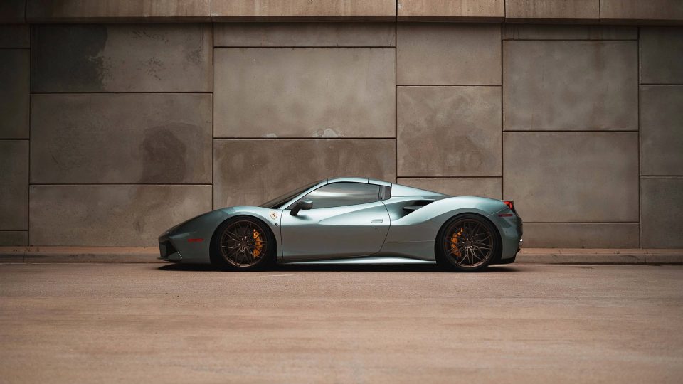 Ferrari 488 Spider | Grigio Silverstone | on ANRKY S1-X1 | Satin Bronze