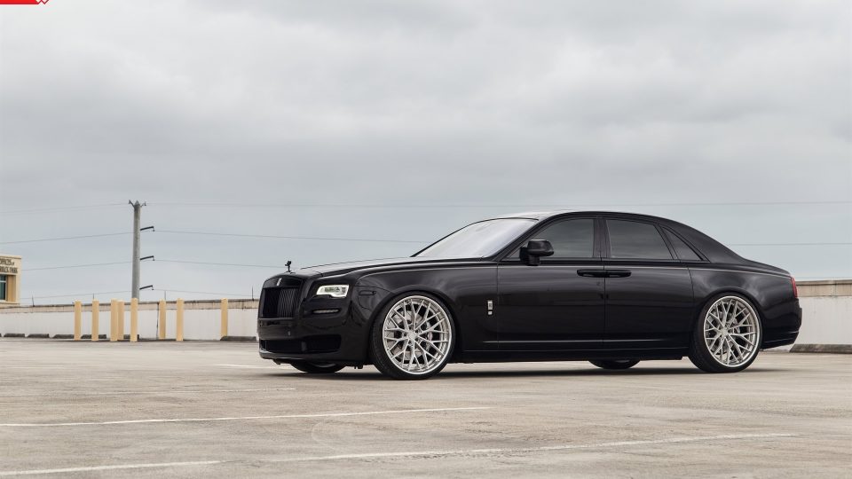 ROLLS-ROYCE GHOST ON ANRKY AN30