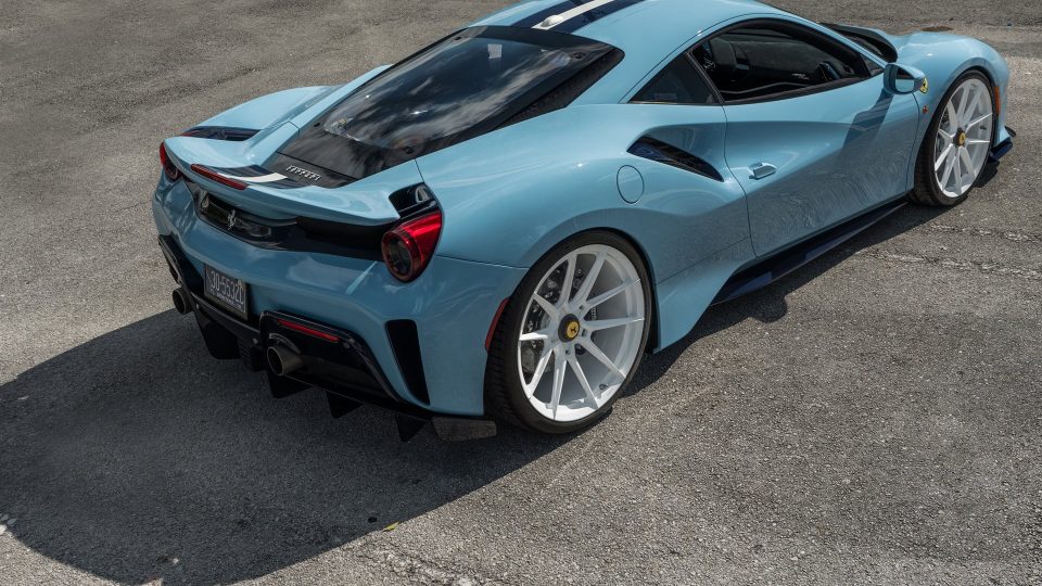 Ferrari 488 Pista | Azzuro La Plata | Novitec NF10 ZV | Gloss White