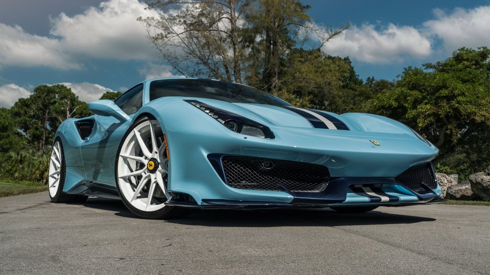 Ferrari 488 Pista | Azzuro La Plata | Novitec NF10 ZV | Gloss White