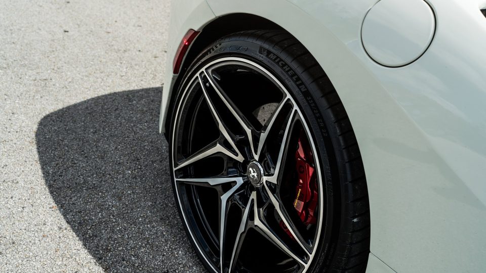 Ferrari F8 Spider | Bianco Avus | ANRKY S3-X1 | Two-Tone: Brushed Clear Face + Gloss Black Windows