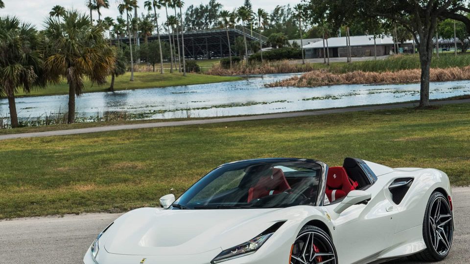Ferrari F8 Spider | Bianco Avus | ANRKY S3-X1 | Two-Tone: Brushed Clear Face + Gloss Black Windows
