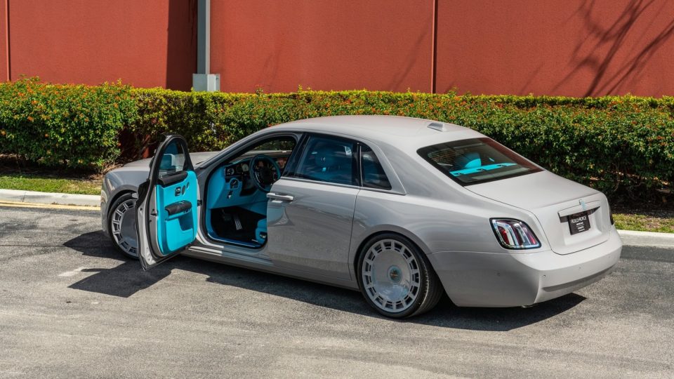 Rolls Royce Ghost Series II | Fashion Grey | on Mansory FD.15 | Fashion Gray