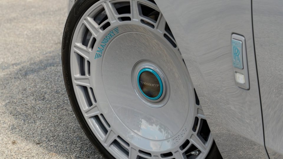 Rolls Royce Ghost Series II | Fashion Grey | on Mansory FD.15 | Fashion Gray
