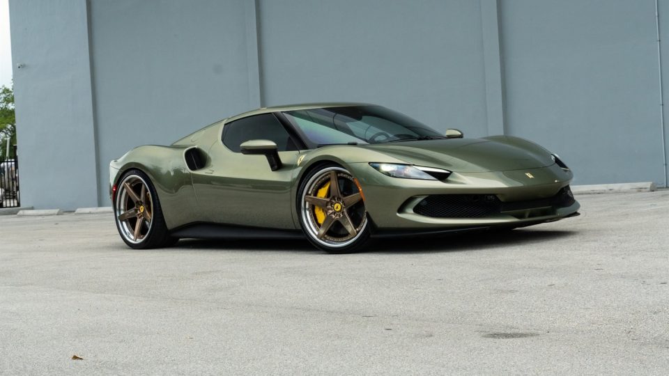 Ferrari 296 GTB | Verde Mansoni | on ANRKY RS5.3 | Mirror Polished Champagne