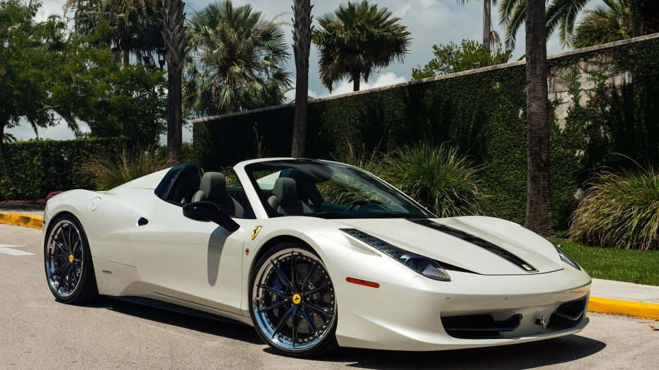 Ferrari 458 on HRE S104SC