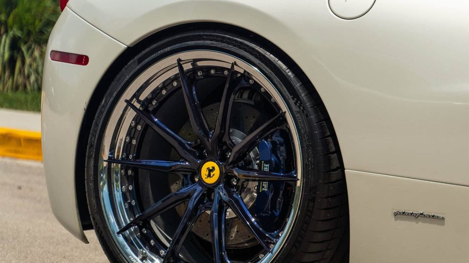 Ferrari 458 on HRE S104SC