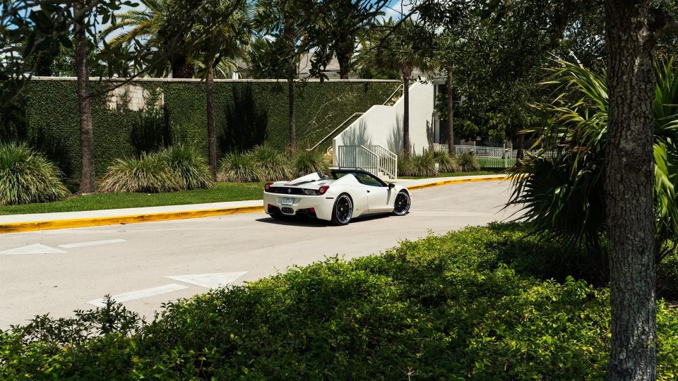 Ferrari 458 on HRE S104SC
