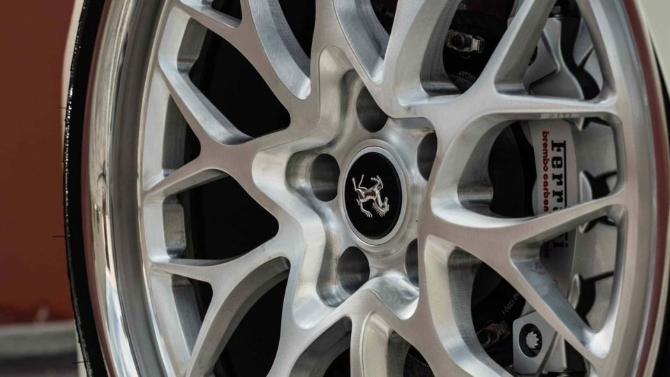 Ferrari 488 GTB | Bianco Fuji | on HRE 520 FMR | Brushed Clear