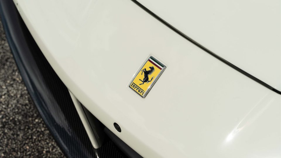 Ferrari 488 GTB | Bianco Fuji | on HRE 520 FMR | Brushed Clear