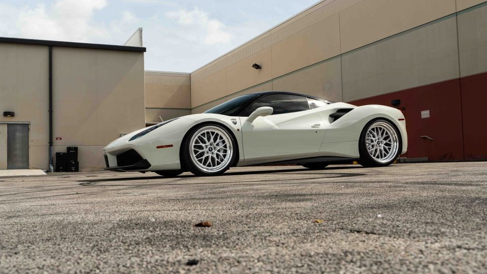 Ferrari 488 GTB | Bianco Fuji | on HRE 520 FMR | Brushed Clear