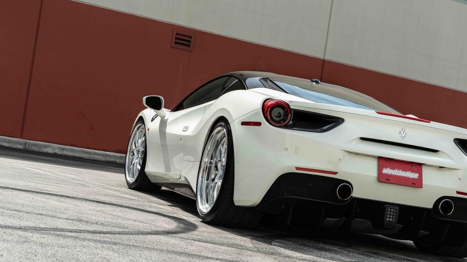 Ferrari 488 GTB | Bianco Fuji | on HRE 520 FMR | Brushed Clear