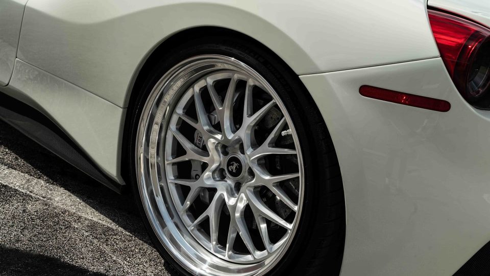 Ferrari 488 GTB | Bianco Fuji | on HRE 520 FMR | Brushed Clear
