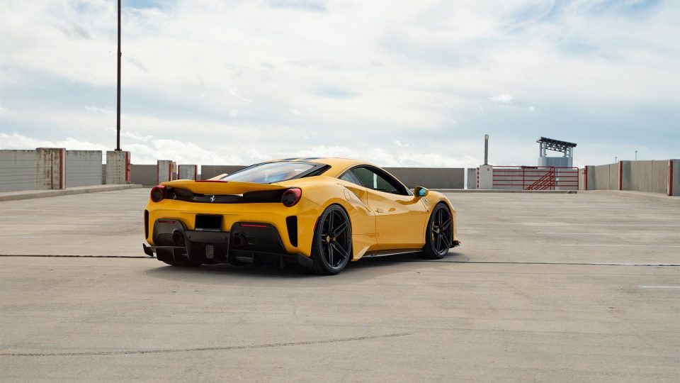Ferrari 488 Pista | Giallo Modena | On ANRKY AN17 | Gloss Black