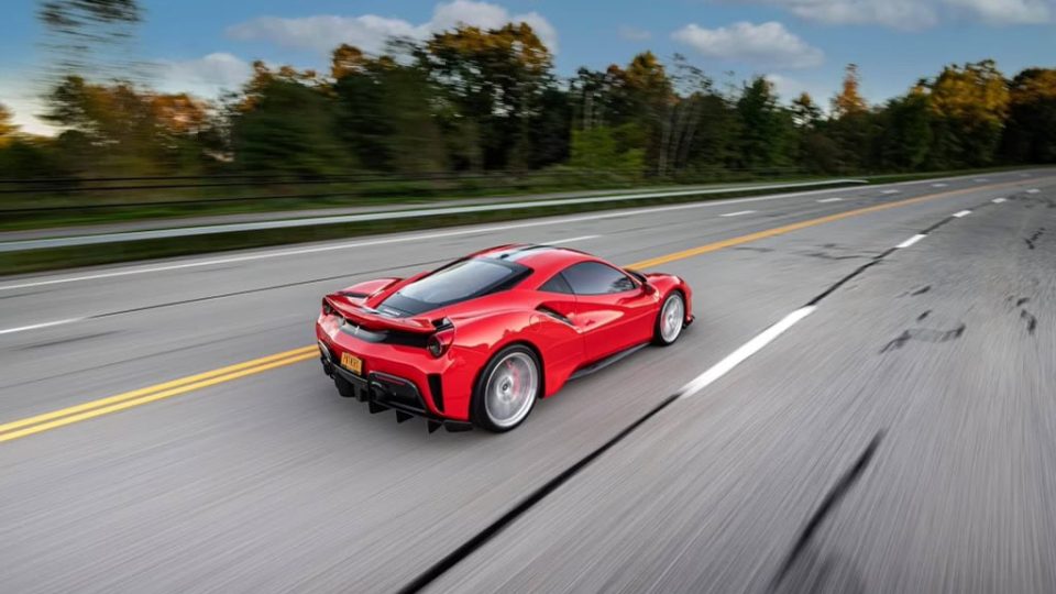 Ferrari 488 Pista | Rosso Corza | on HRE P101 | Brushed Clear